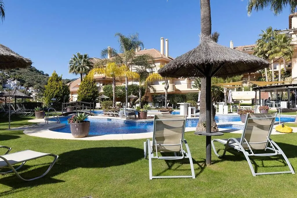 Stunning 2 Bedroom Apartment In Aloha Hill Club Marbella 0*,